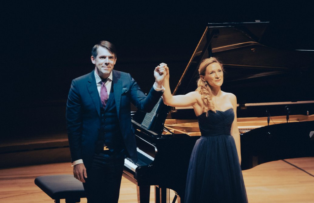philharmonie's tweet photo. C'était hier soir @DevieilheSabine #MathieuPordoy pour le récital Berg, Mozart, R. Strauss, Wolf.

Photos © @AvaduParc https://t.co/U855532Zhv