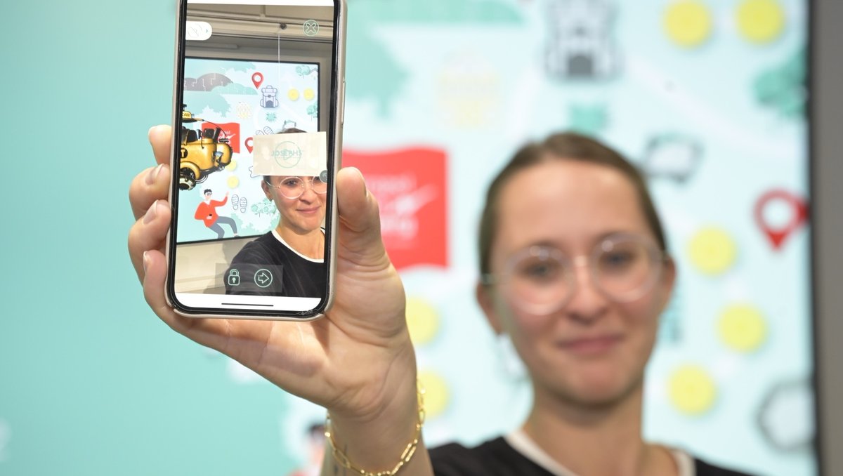 uni_bamberg_of's tweet photo. In der neuen App #InnoHikes entdecken #Studierende und Young Professionals #Studienfächer, Jobperspektiven und Preise. Auch die #unibamberg beteiligt sich mit einer #Challenge an der digital-analogen Schnitzeljagd! Neugierig? Infos unter: https://t.co/RF2Uq2OkrM
📷 Rudi Ott https://t.co/0xH9tCNrdg