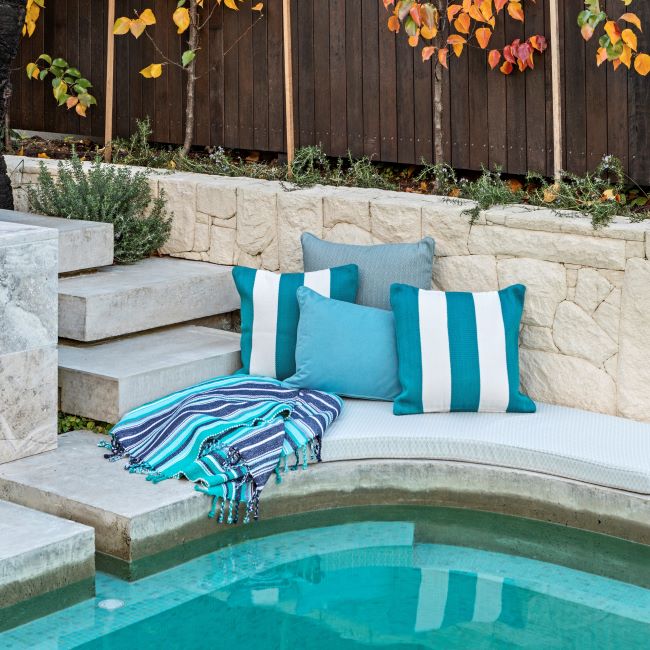 CHomewares's tweet photo. Explore Carnival Homewares x Indah Island Summer '22😎 collection in the new HAMPTONS LIVING magazine.
#hamptonsliving #hamptonslivingmagazine #indahislandandco #indahisland #homebeautiful #floorrugs #homewares  #hamptons #cushioncovers #outdoorcushioncovers #davefranklin_ld https://t.co/uGFEUIs3Bp