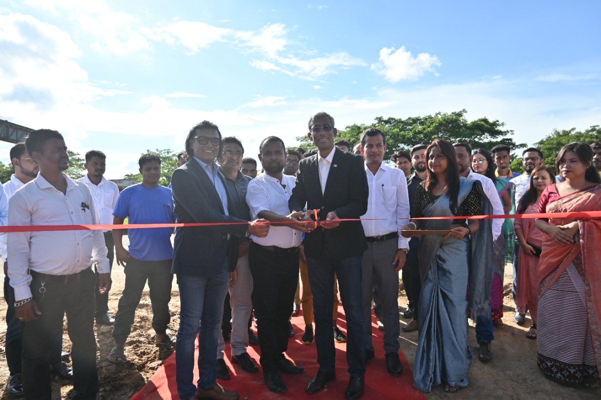 ETBIndia's tweet photo. Welcome to Highway Motors, our dealership in Silchar, Assam.
A step to serve you better. We Are With You, Har Kadam Har Waqt.
Know more- https://t.co/0LuwsZww4L
#Dealership #DealershipNetwork #partnership #prosperity #Assam #growth #development #Eicher #EicherTrucksAndBuses https://t.co/9Zu3SWAVlV