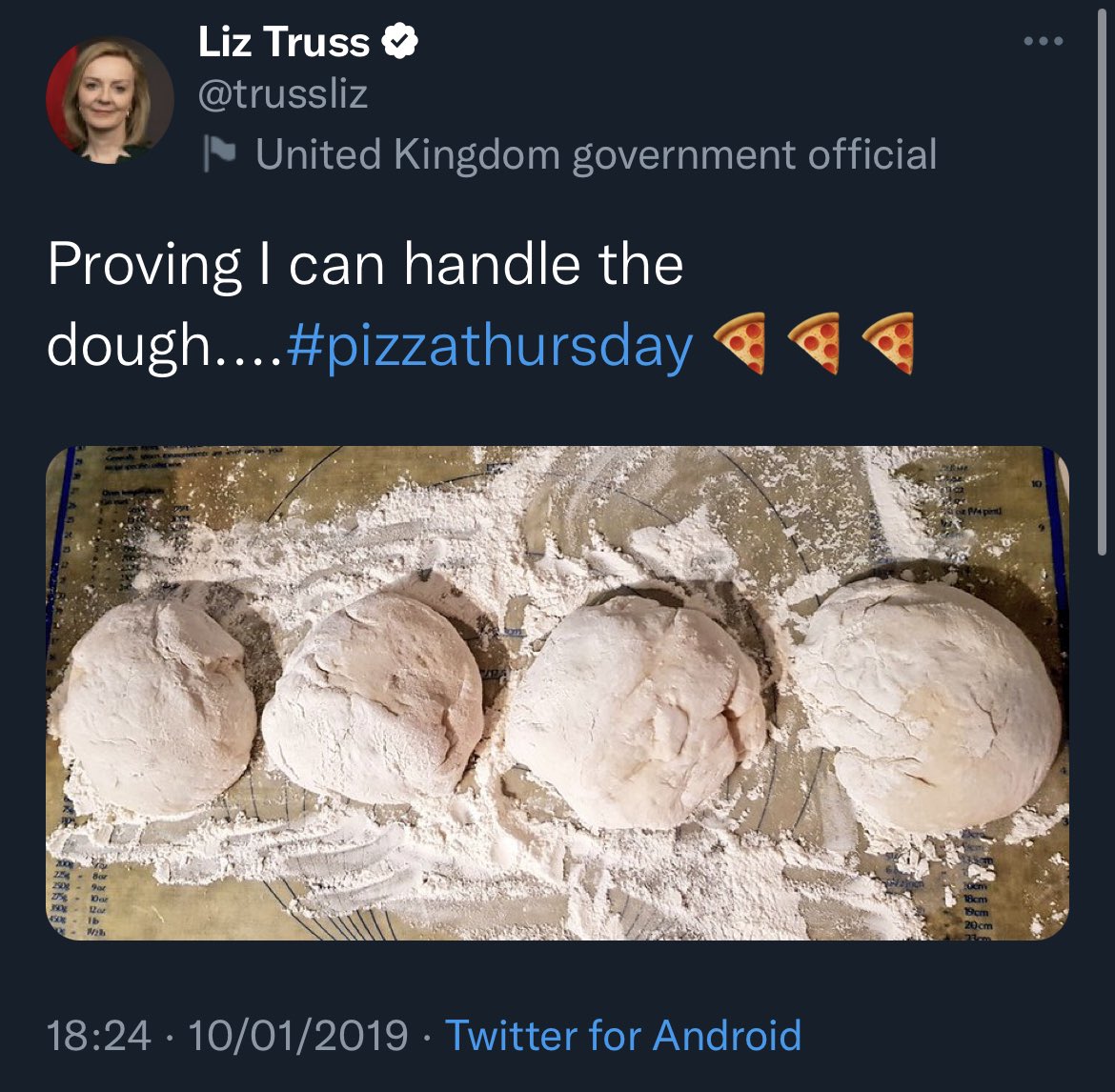 I think we all know the real reason Liz Truss resigned yesterday  #pizzathursday