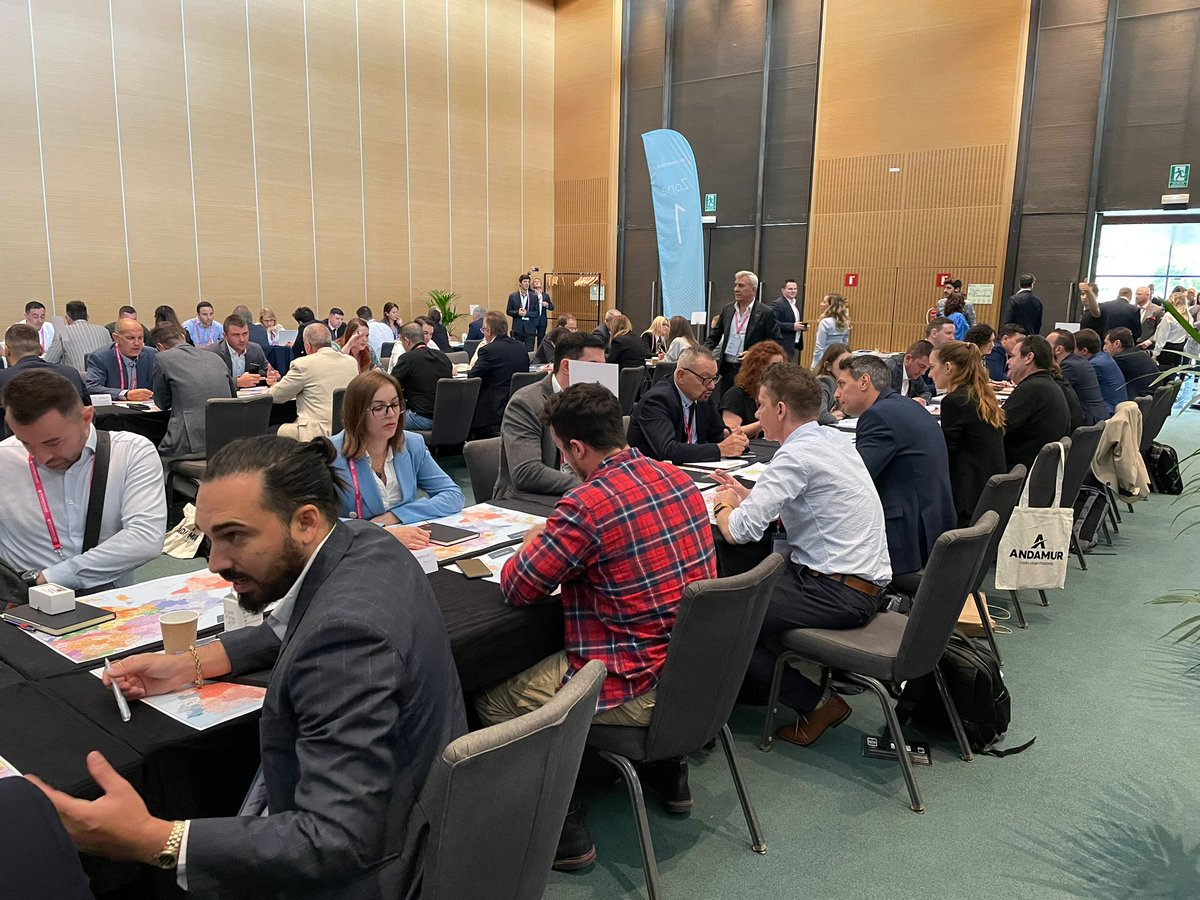 WConnecta's tweet photo. ¡Así está en estos momentos el Speed Networking! ¿Cuántas nuevas asociaciones saldrán de estas reuniones?

That's how the Speed Networking is at the moment! How many new partnerships will come out of these meetings?

#WConnecta2022 #Networking #Transport https://t.co/Adxf83H5xp