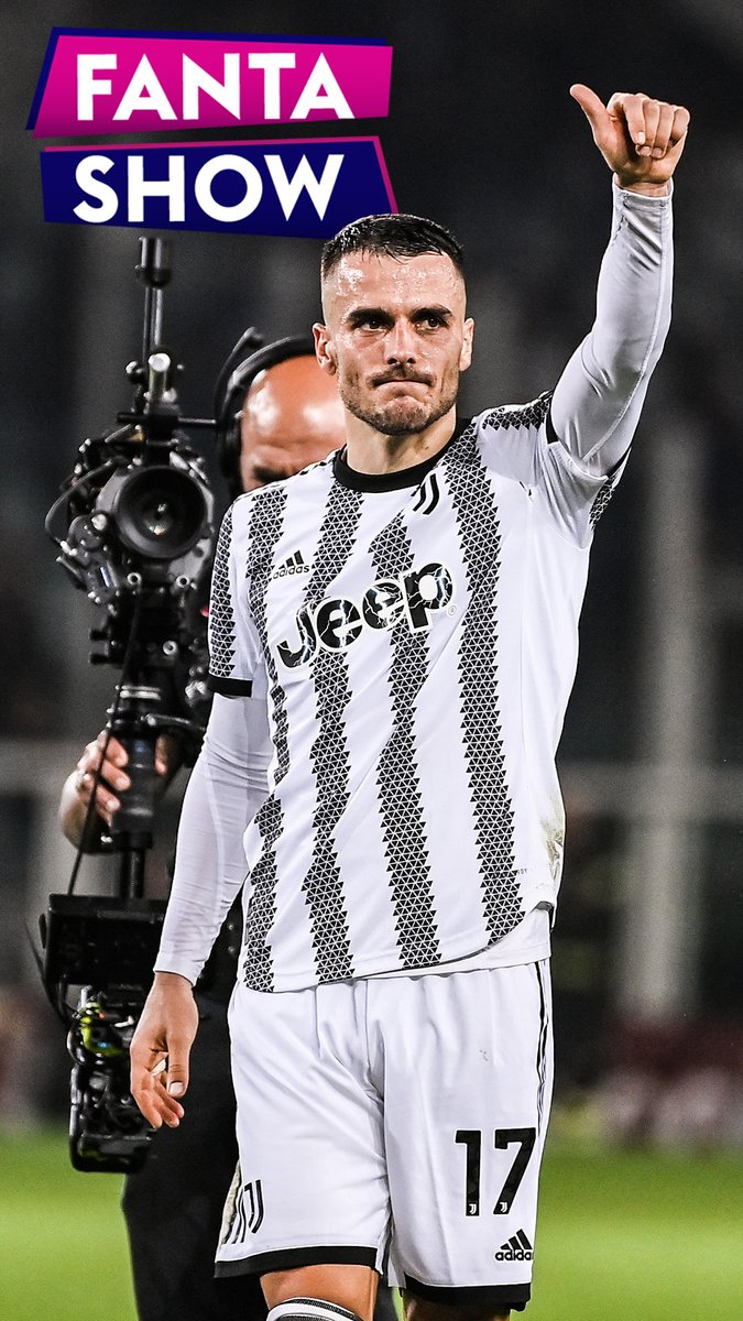 skysport (@skysport) on Twitter photo 📣Torna #SkyFantaShow
🗓 Oggi alle 18:00 su #SkySport 24
👥 Con
<a href="/MarioGiunta/">Mario Giunta</a>
<a href="/DavidePolizzi82/">Davide Polizzi</a>
<a href="/fains/">Valerio Spinella</a>
e #DeGrandis
🤔 Avete dubbi sulla formazione❓
🗣️ Commentate con un vocale whatsapp al numero 345.9906769
🔊 I migliori saranno ascoltati in trasmissione
#SkySerieA 📣Torna #SkyFantaShow
🗓 Oggi alle 18:00 su #SkySport 24
👥 Con
<a href="/MarioGiunta/">Mario Giunta</a>
<a href="/DavidePolizzi82/">Davide Polizzi</a>
<a href="/fains/">Valerio Spinella</a>
e #DeGrandis
🤔 Avete dubbi sulla formazione❓
🗣️ Commentate con un vocale whatsapp al numero 345.9906769
🔊 I migliori saranno ascoltati in trasmissione
#SkySerieA