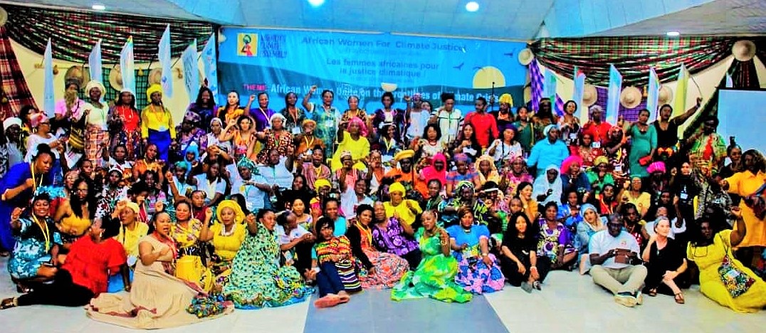 WoMin_Africa's tweet photo. #WomensClimateAssembly #LAssembléedesFemmessurleclimat 

✊Thank You to all the amazing African women who shared their experiences &amp; organising strategies. Together we learned from each other, deepened our knowledge &amp; renewed the bonds of solidarity 

#AfricanWomen4ClimateJustice https://t.co/PYNECBBF44