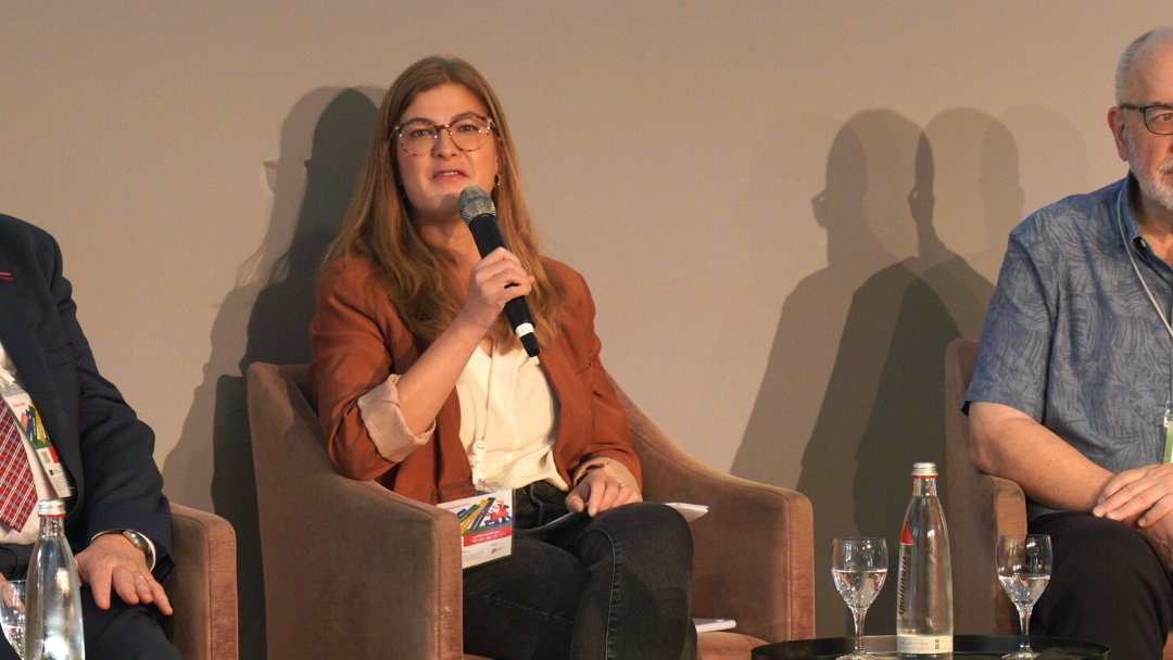 EuroFoodBanks's tweet photo. FEBA AC 2022:
International Panel moderated by Iseult Ward, CEO of @FoodCloud with the panellists:
- Brooks Reed from @CAFAmerica
- Jacques Vandenschrik President FEBA
- Chris Rebstock @foodbanking
- Frederike Meister @GlblCtzn
#febaannualconvention2022 #WeAreFEBA https://t.co/iEdkRnH5lJ