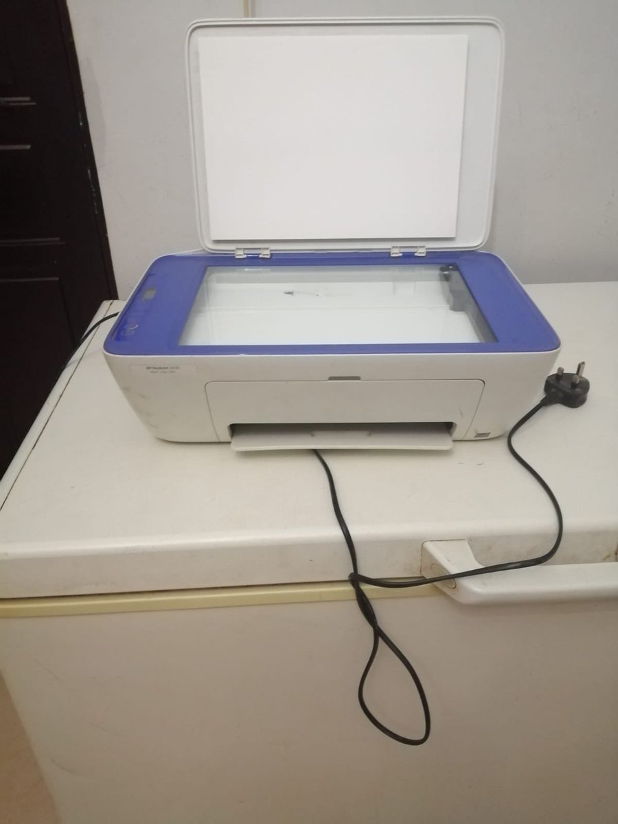 Monakhalidjafry's tweet photo. طابعة hp استعمال مرا واحدة فقط 
بتشتغل بي حبر سائل ملون و ابيض واسود 
بتشتغل بالابليكيشن حقhp 
للاستفسار dm 
ريتويت🙏🏾 https://t.co/3EVsm37Isf