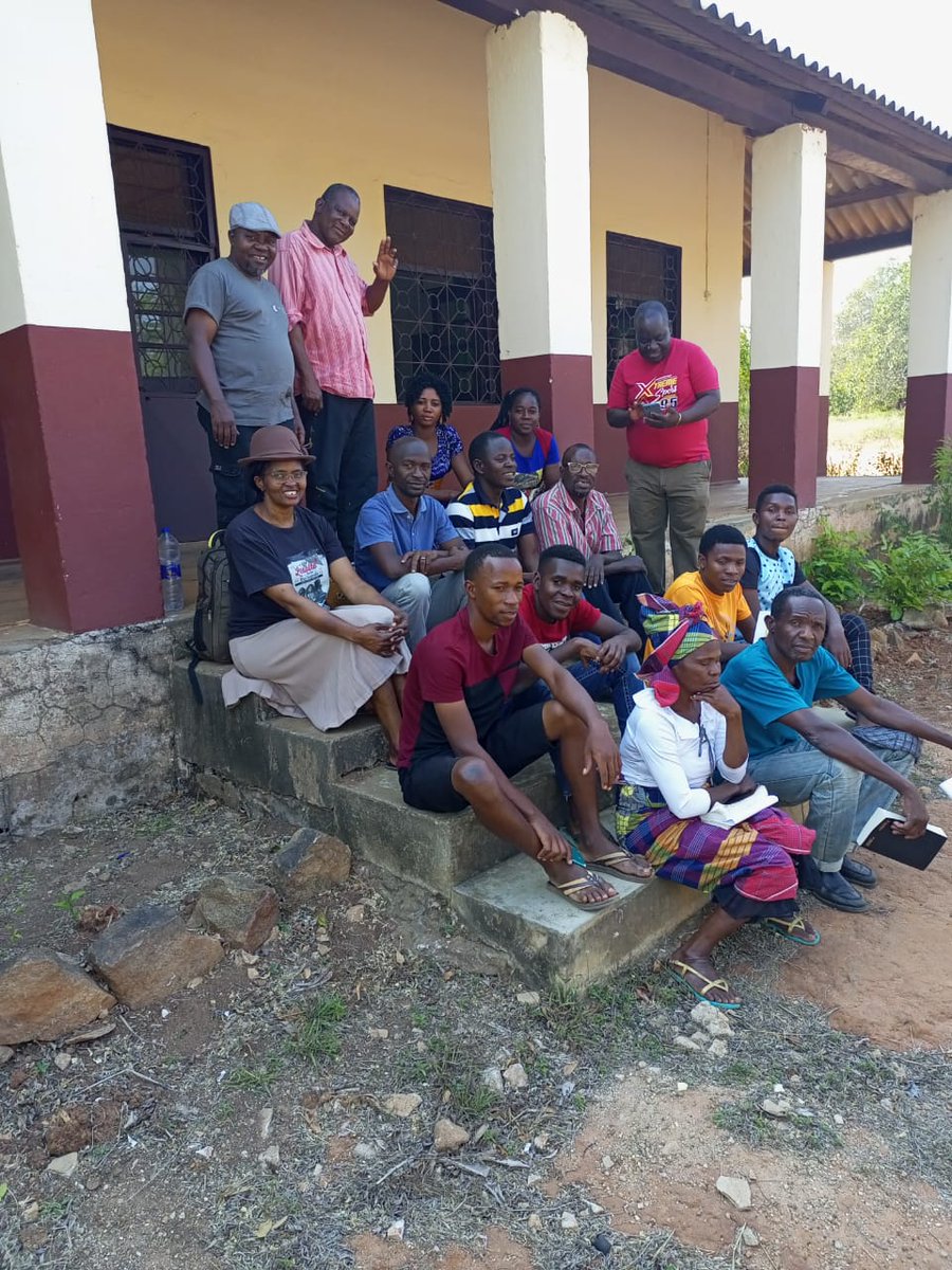 WycliffeSA's tweet photo. For the past 2 weeks, the CD Cluster had a workshop consisting of 4 groups. We are grateful to the teams for their dedication and sacrifice. And thanks to our partners for your prayers.

#Wycliffe #WycliffeSA #Bibletranslation #GodsWordineverylanguage #CDClusterworkshop https://t.co/qRNiMHwrLR