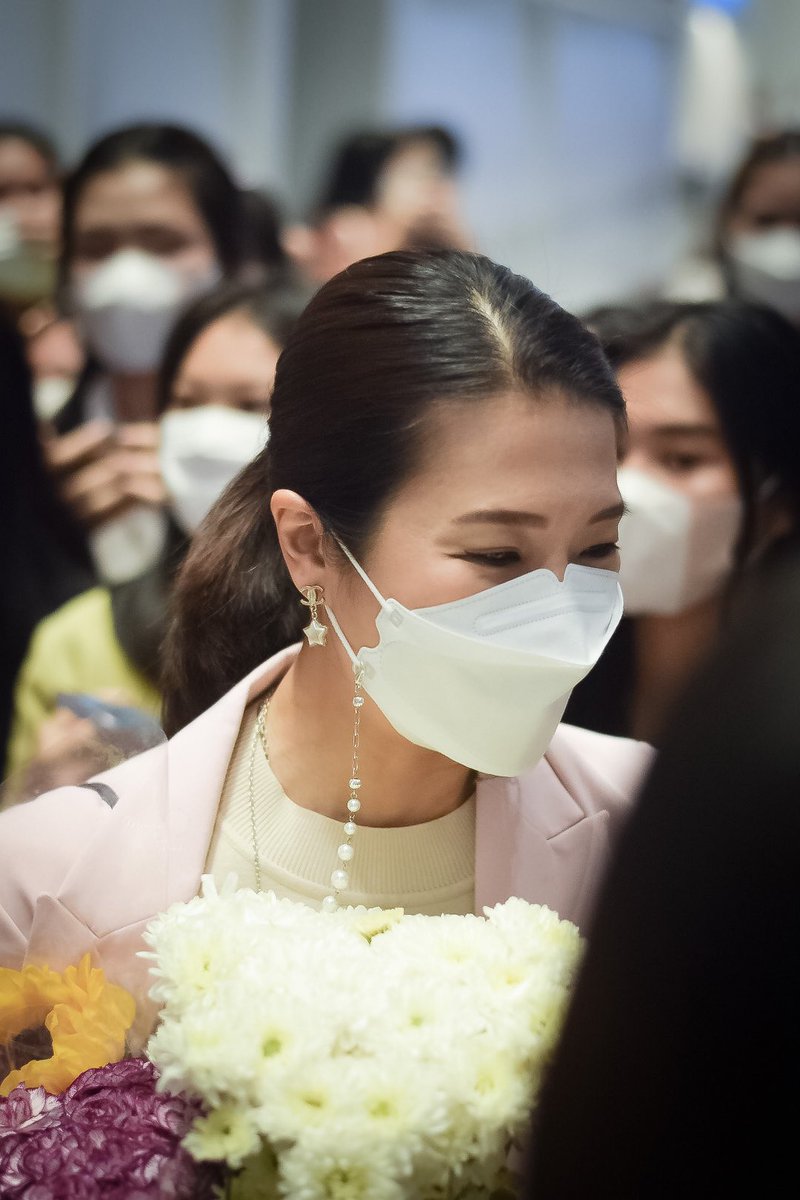 mmewxtheephoto's tweet photo. คิดถึงพี่อิ่มมากๆเยยยยยย💖🤍

@aim_theerarat 

#mmewxtheephoto https://t.co/6IaYqEqzkq