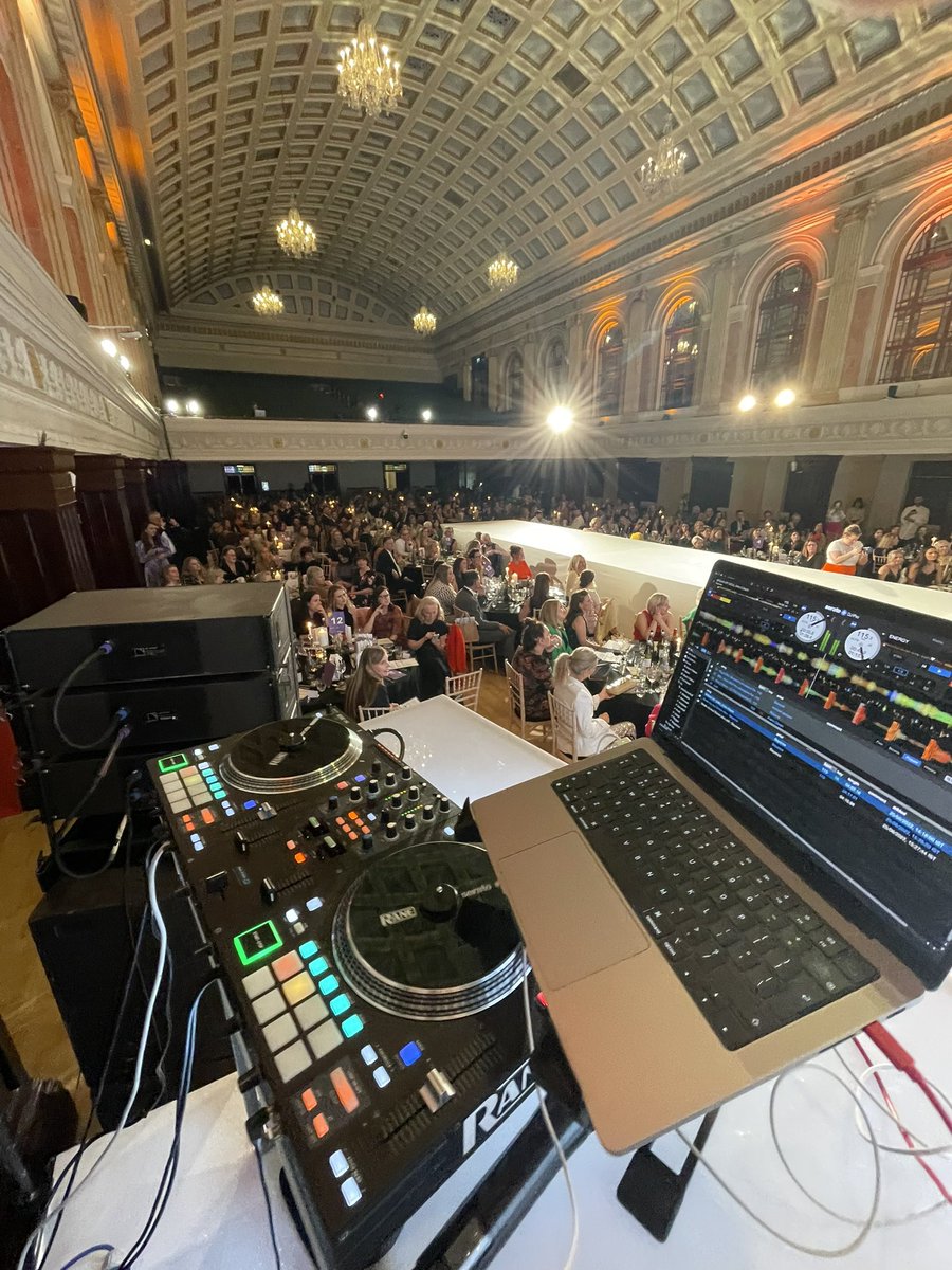Stevie G (@steviegrainger) on Twitter photo Great fun in Cork City Hall some venue when the full production goes in 💅 <a href="/irishexaminer/">Irish Examiner</a> <a href="/corkcitycouncil/">Cork City Council</a> <a href="/FehdahFoli/">Fehdah</a> <a href="/redpenguincork/">Red Penguin</a> <a href="/cavscork/">Cavscork</a> <a href="/RaneDJ/">RANE</a> 💜❤️ #IESTYLELIVE Great fun in Cork City Hall some venue when the full production goes in 💅 <a href="/irishexaminer/">Irish Examiner</a> <a href="/corkcitycouncil/">Cork City Council</a> <a href="/FehdahFoli/">Fehdah</a> <a href="/redpenguincork/">Red Penguin</a> <a href="/cavscork/">Cavscork</a> <a href="/RaneDJ/">RANE</a> 💜❤️ #IESTYLELIVE