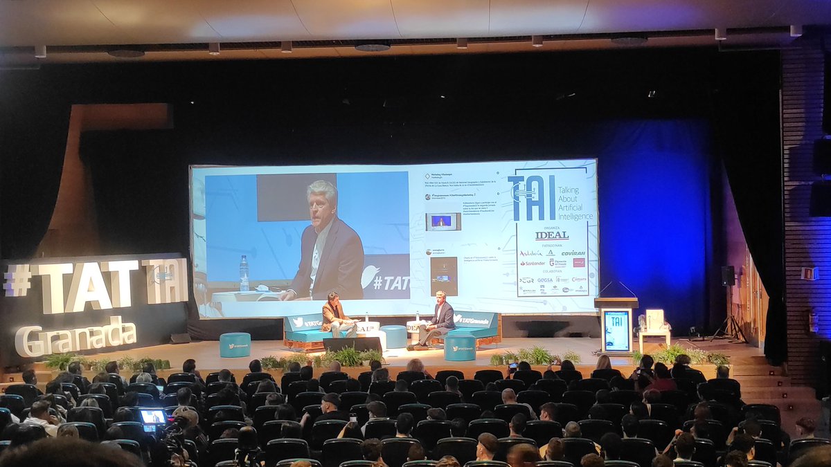 evaaa_07m's tweet photo. #TAIGRANADA22 talking about artificial intelligence 
#SABOREAGRANA https://t.co/qmdWzZIxbX