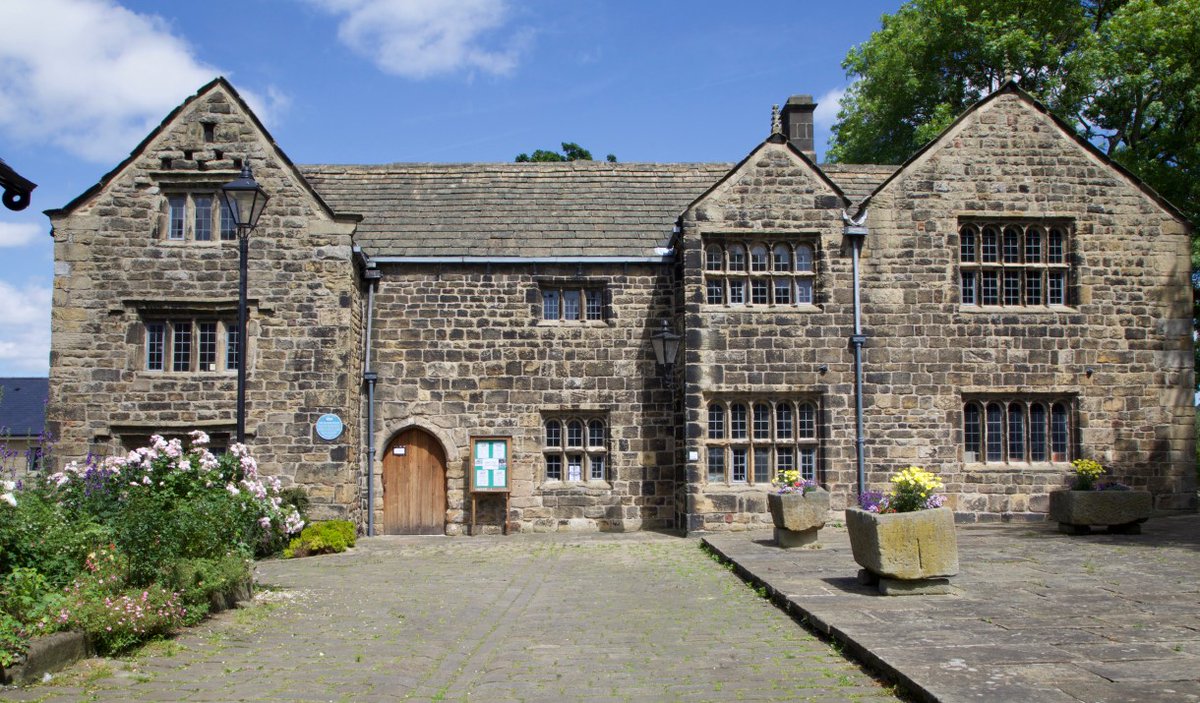 Did you guess the answer to this weeks photo challenge? It was of course the wonderful @ManorHouseIlk - pay them a visit the next time you're in #Ilkley and see if you can spot all the details we highlighted. visitbradford.com/things-to-do/i… #VisitBradford