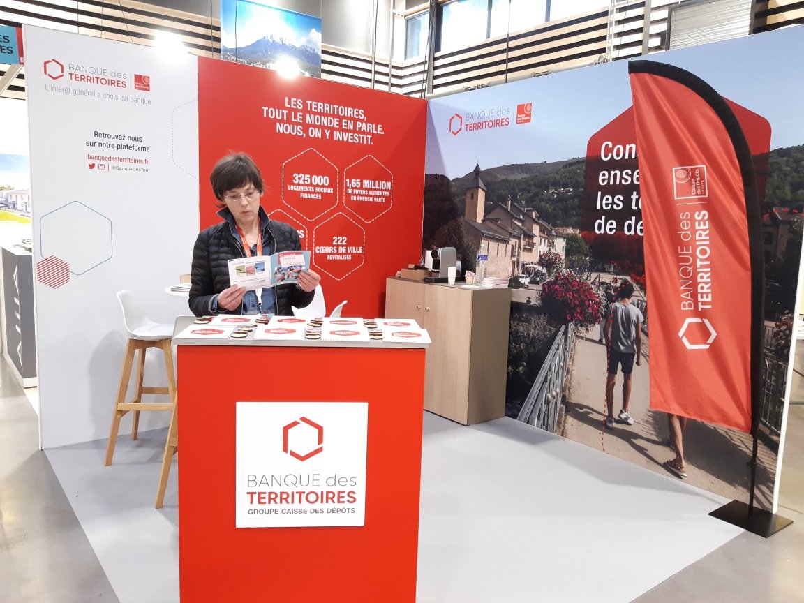 La Banque des Territoires est présente au Salon des Maires de Haute-Savoie ce 21 octobre. Nous vous attendons pour parler de vos projets et de la dynamique de vos territoires. <a href="/BdT_AuvRAlpes/">Philippe Jusserand</a> <a href="/BanqueDesTerr/">Banque des Territoires</a>