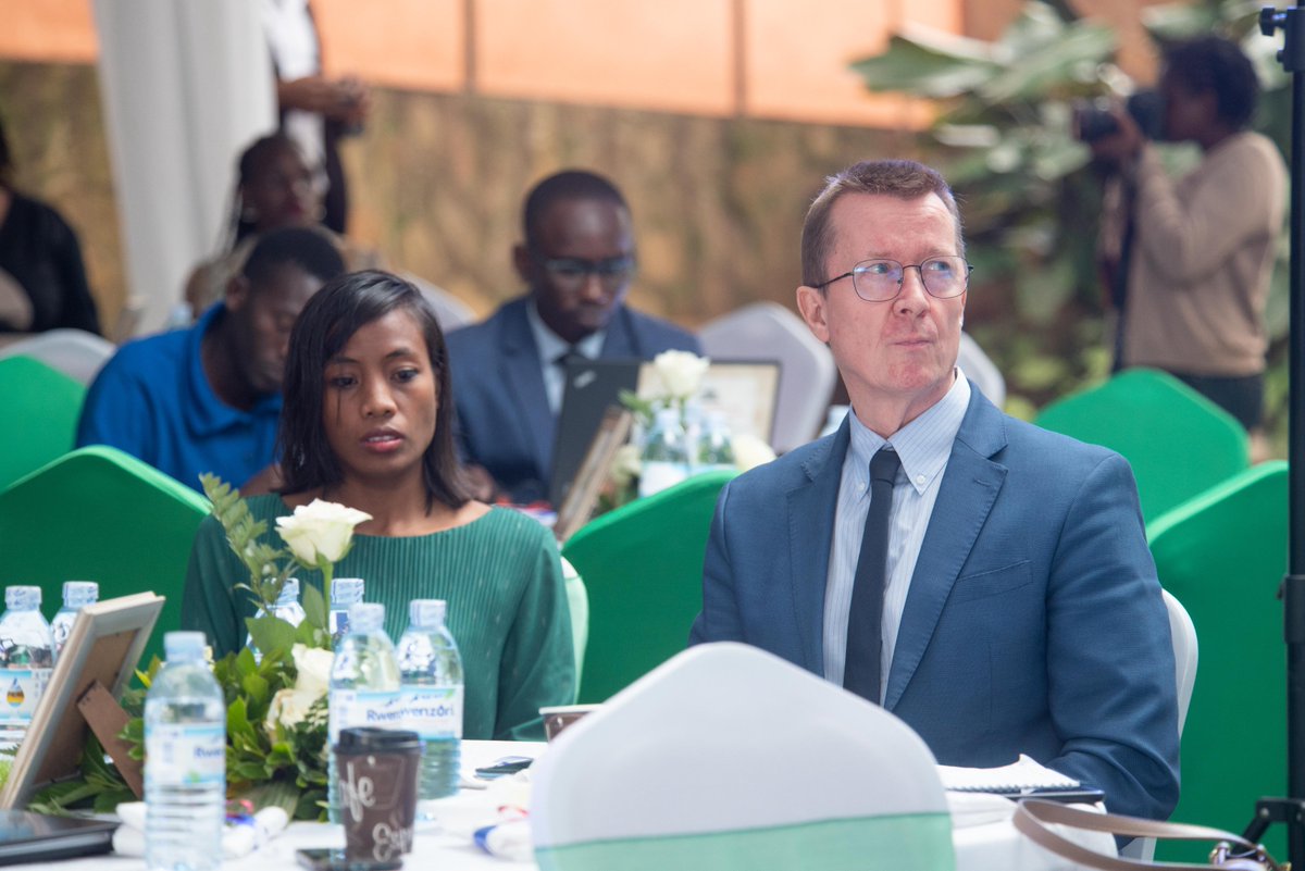 SBIncubatorUG's tweet photo. #HappeningNow
At the @SBILIncubator Head office

@NISATUG_ graduation 110 across the nation are now skilled in building sustainable businesses in the agroecology and eco-tourism sector

#NISATGRAD2022 https://t.co/WWf8KnFboI