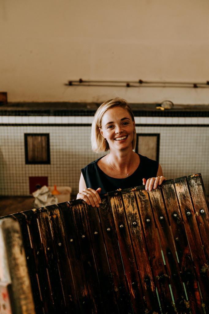 Hawk + Schoon Wine Bar tweet media