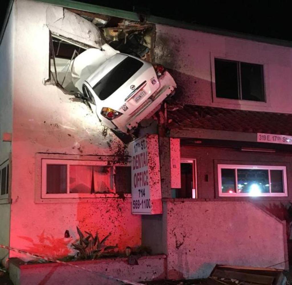 Zwei Bilder eine Frage. Wie konnte das passieren? #Choupo-Moting