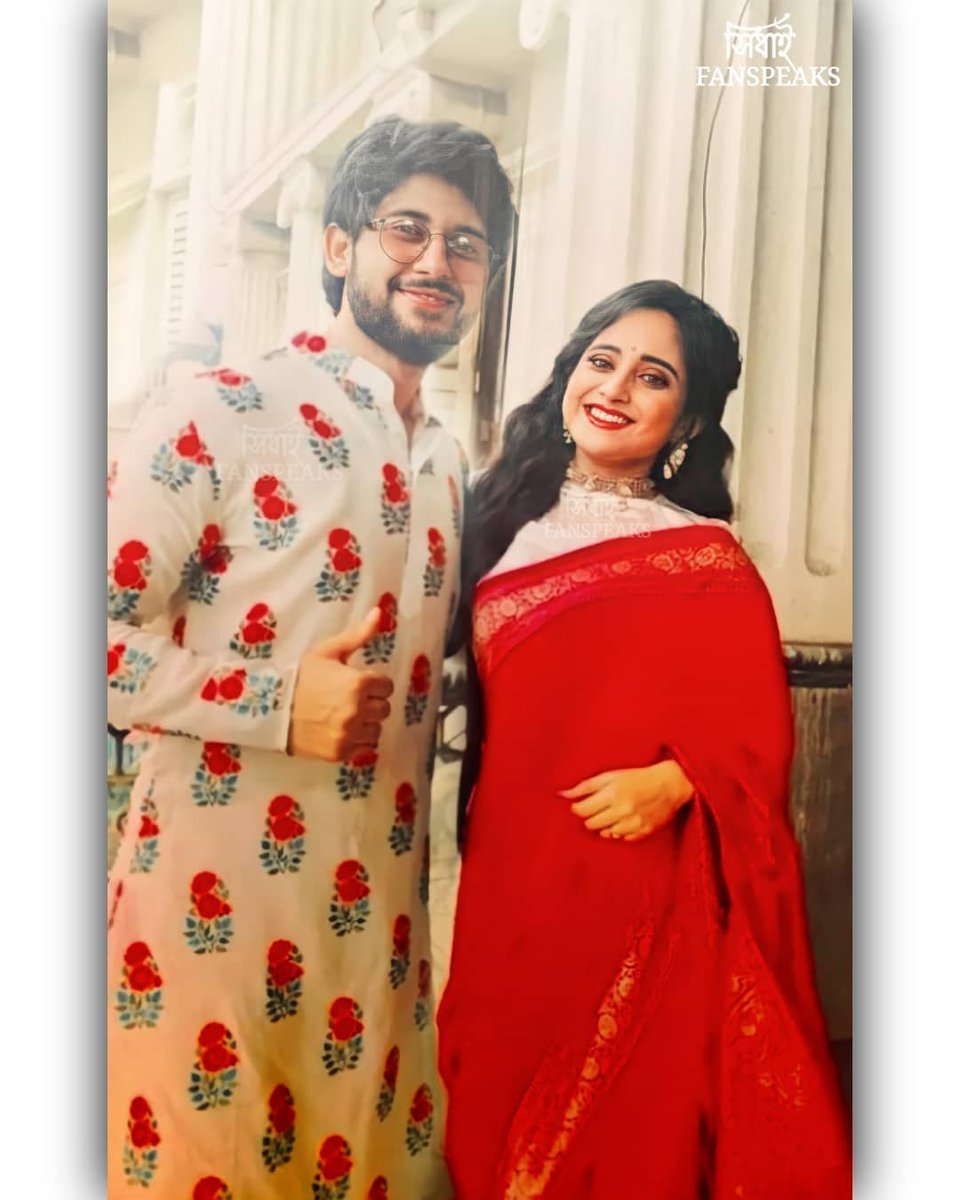 Moumita69736042's tweet photo. Please don't want any leap in "Mithai"and want to see senior characters as it is with constructive storyline  at prime slot.
Please give more and more sidhai moments
#noslotchangeformithai #mithaion8pm #onlymithaion8
@ZEE5Bangla @samratghosh0510 @ZeeBanglaTv https://t.co/BuytaMibiN