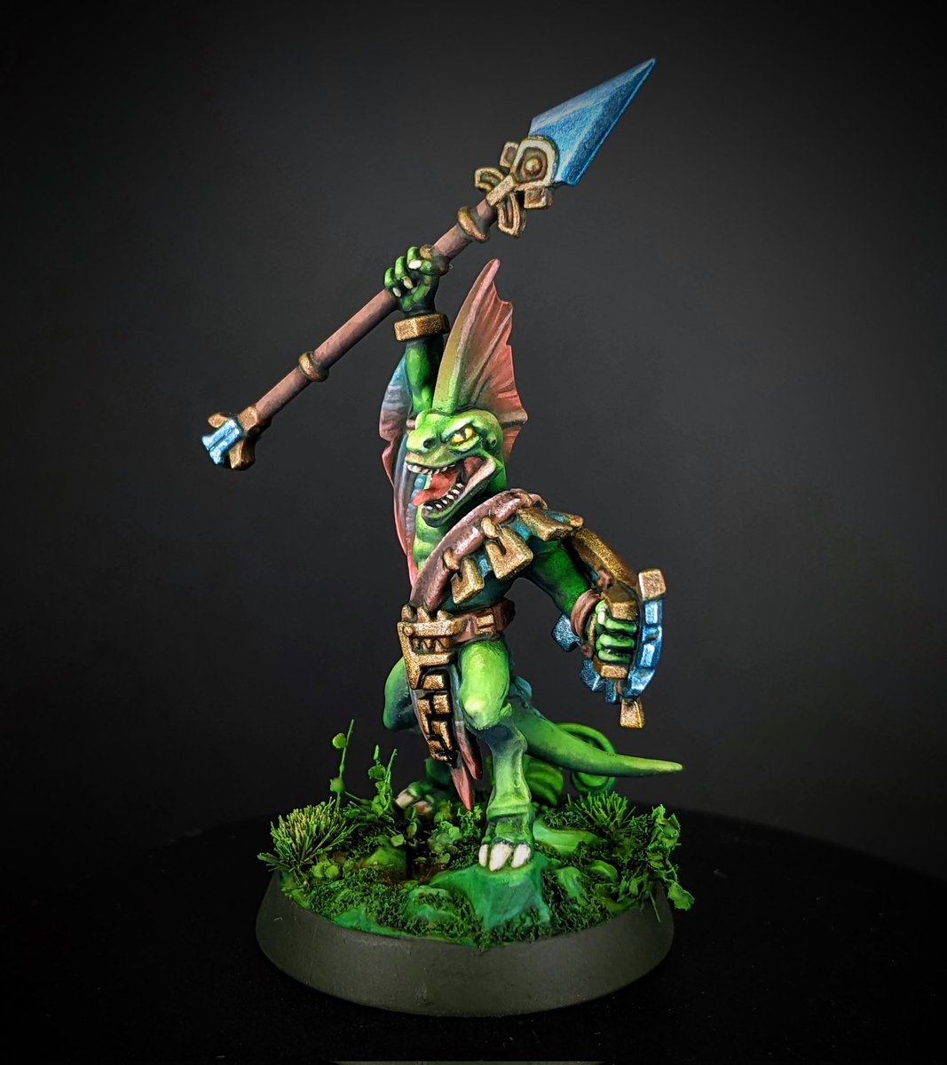 drybrushmagic's tweet photo. Lizard with pointy stick!
#WarhammerCommunity 
#warmongers #wepaintminis https://t.co/RUAtk570OG