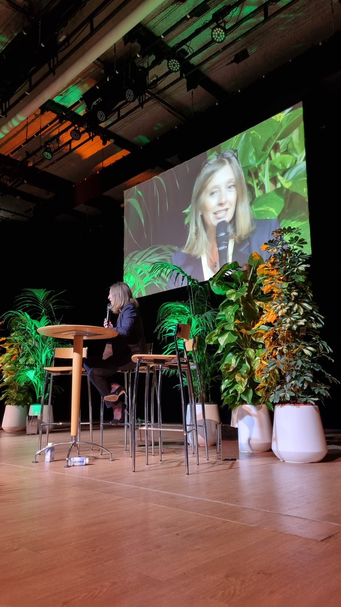 mfr_officiel's tweet photo. "A la rencontre du département de la Gironde" avec @christinebost, Conseillère départementale du canton Les Portes du Médoc, 1ère vice-Présidente chargée de l'aménagement terrirorial, des coopérations et du tourisme.
Live ce matin 10h-12h15 : https://t.co/HpolpAytFN
#UITR2022 https://t.co/Zf0O4T2ws3