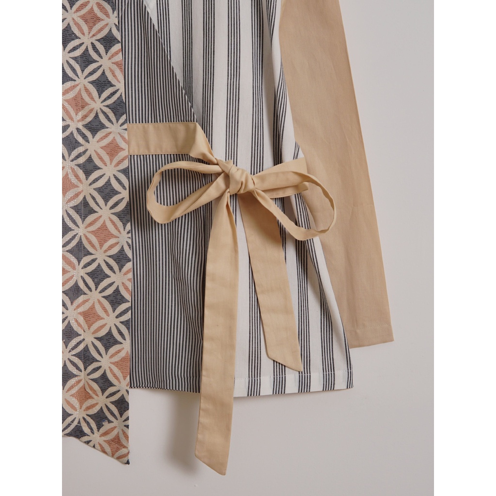 Atasan Batik Lurik Belle

Langsung 𝗸𝗹𝗶𝗸 𝗹𝗶𝗻𝗸 shope.ee/5pXWzdcXYW yaa..😉

#penikmatonline