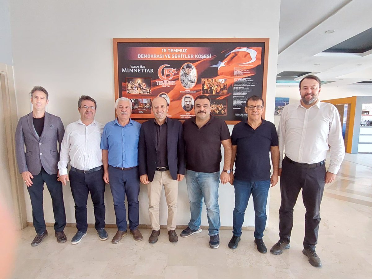 7. O.G.K. öncesi yön. kurulu listemizde aramıza katılan Muratpaşa A.L  M. yard. #AhmetYüceevren kardeşimize aramıza hoşgeldin diyoruz. Rabbim yolundan rızası dahilinden ayırmasın. Allah'a dayan sâye sarıl, hikmete râm ol yol varsa budur bilmiyorum başka çıkar yol "
#EğitimBirSEN