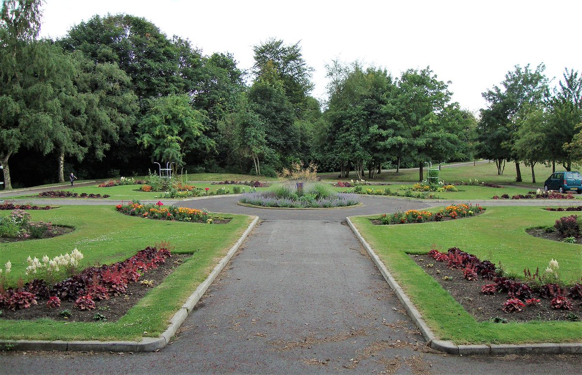 IEPrestwich's tweet photo. Our friends at St Mary’s Flower Park, Prestwich need some gardening tools to help maintain the lovely beds. If you have anything, e.g. spades, forks, trowels etc., then please comment underneath and Jerry will be in touch to arrange collection. 

Thank you. https://t.co/8MHGCxPPi1