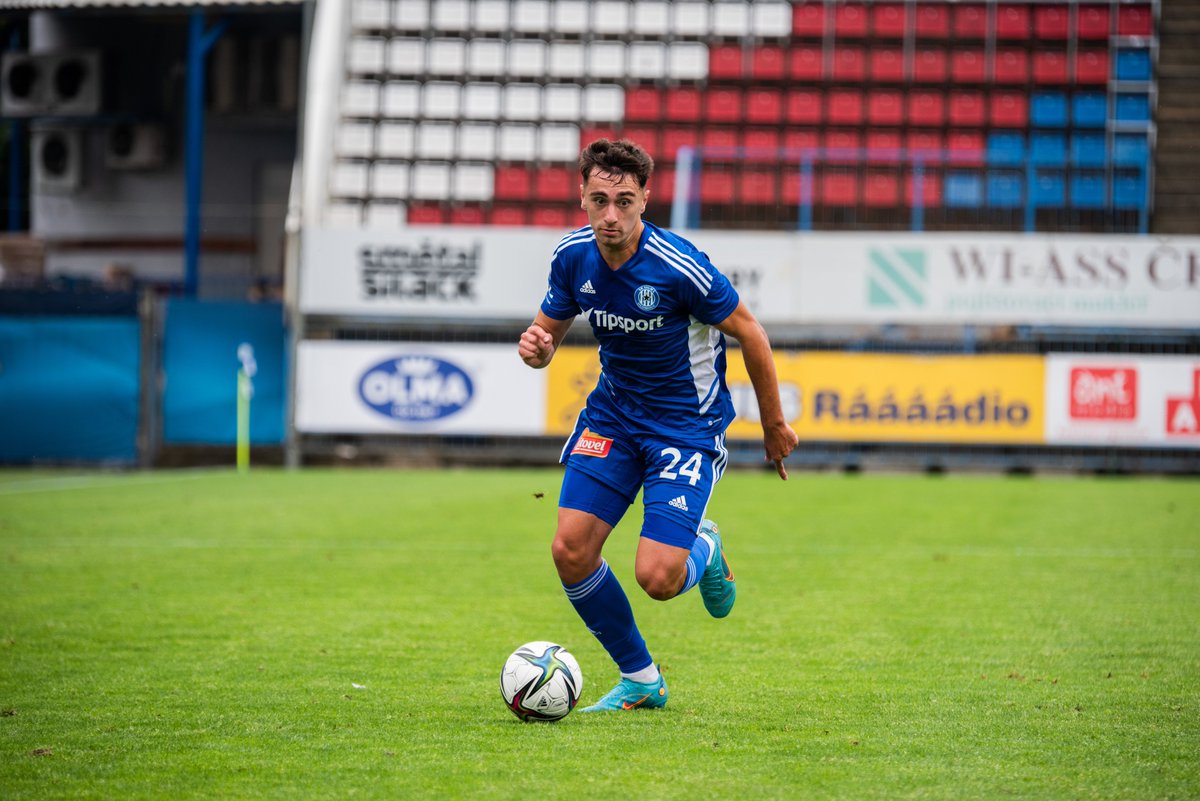 SKSigmaOlomouc's tweet photo. 🅱️-TÝM | Napravit vysokou domácí prohru s Vlašimí budou chtít fotbalisté B-týmu v sobotním utkání v Chrudimi. Zápas začne v 10:15.
📊 Preview 👉 https://t.co/H83AGJZ34j
#chrolb #hanacidoteho https://t.co/M44L0jIdfl