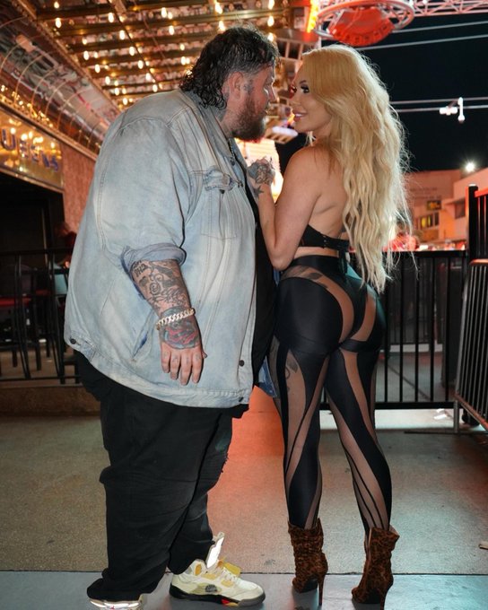 Vegas 🎰 https://t.co/J67LHTV3Yf<a href="/tag/jeffreestar"class="tags"><span>#jeffreestar</span></a><a href="/tag/jamescharles"class="tags"><span>#jamescharles</span></a>