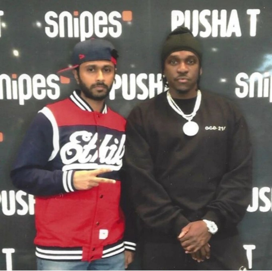 jeevzb90's tweet photo. Jeevz B and Pusha T @PUSHA_T #jeevzb #pushat #kingpush #terrar #clipse #emcees #snipes #mallatprincegeorges #hyattsvillemd https://t.co/RfS89eQdMr