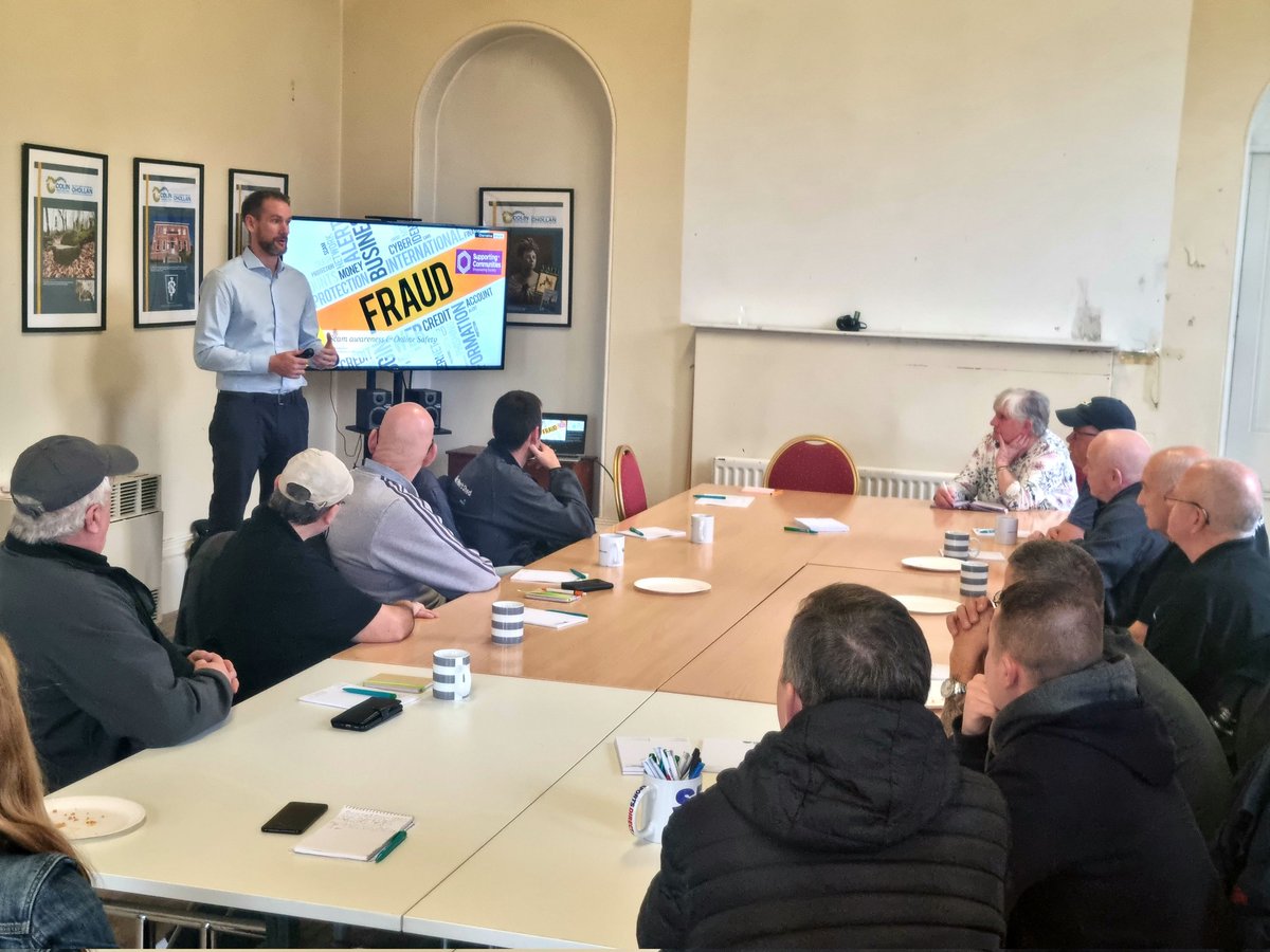 Stef_SuppCom's tweet photo. Working virtually for over 1 year and I finally met Patrick from @DanskeBank_UK in person 😅 Excellent information as always and a great way to start our #GetOnlineWeek sessions 📱📲
@SuppCommunities
@dptfinance
#DigitalNI #GoOnNI #DigitalCollab #Partnership https://t.co/zrNaxGne5i