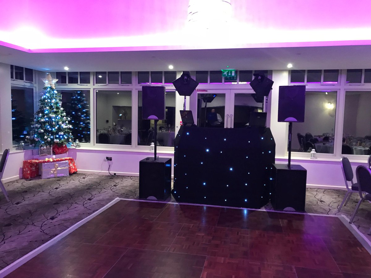 greenclawsent's tweet photo. Weddings at Charingworth manor with our Starlit dance floors, light up letters and moodlighting. @charmanorhotel #starlitdancefloor #moodlighting #weddingideas #firstdance https://t.co/JpclZG0fmr