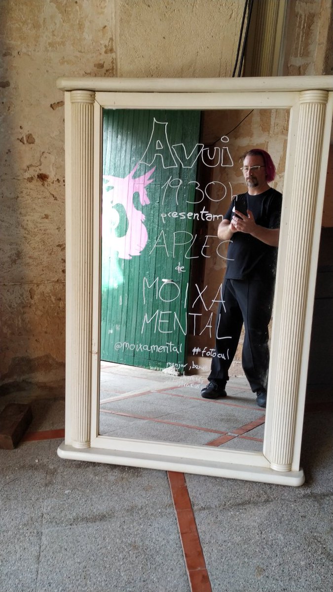 Avui 19.30 Hotel Segles Campos de Mallorca <a href="/MoixaM/">Moixa mental</a> 
Presentam aplec... Hi ha #fotocul