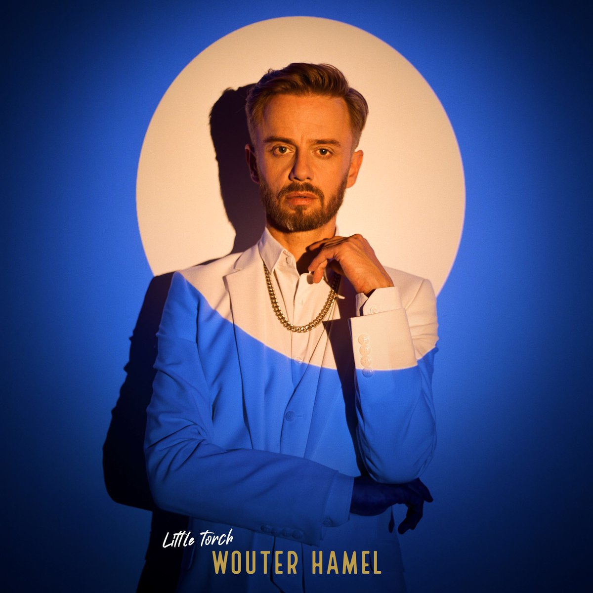 blueboy_kr's tweet photo. 📌[D-7] ‘바우터 하멜 (Wouter Hamel)’의 새 정규 앨범 [Little Torch]가 10/28(금) 낮 12시에 국내 주요 음원사이트를 통해 발매 됩니다! 

📆 2022.10.28(금) 12pm
💿Wouter Hamel - Little Torch

#바우터하멜 #하멜 #WouterHamel #Hamel #LittleTorch https://t.co/Zk4PIsMu5b