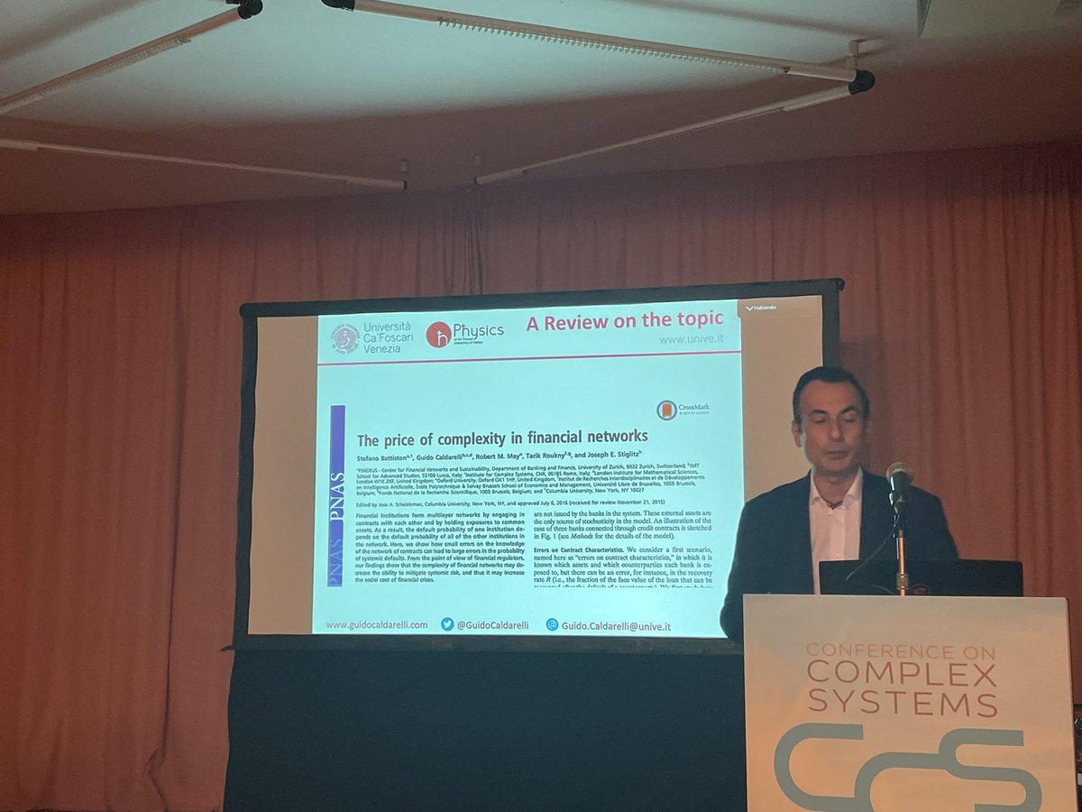 PaoloBarucca's tweet photo. #Physics of #FinancialNetworks with the one and only @GuidoCaldarelli #ccs2022 Sala Turina https://t.co/L6q6nkR6SP
