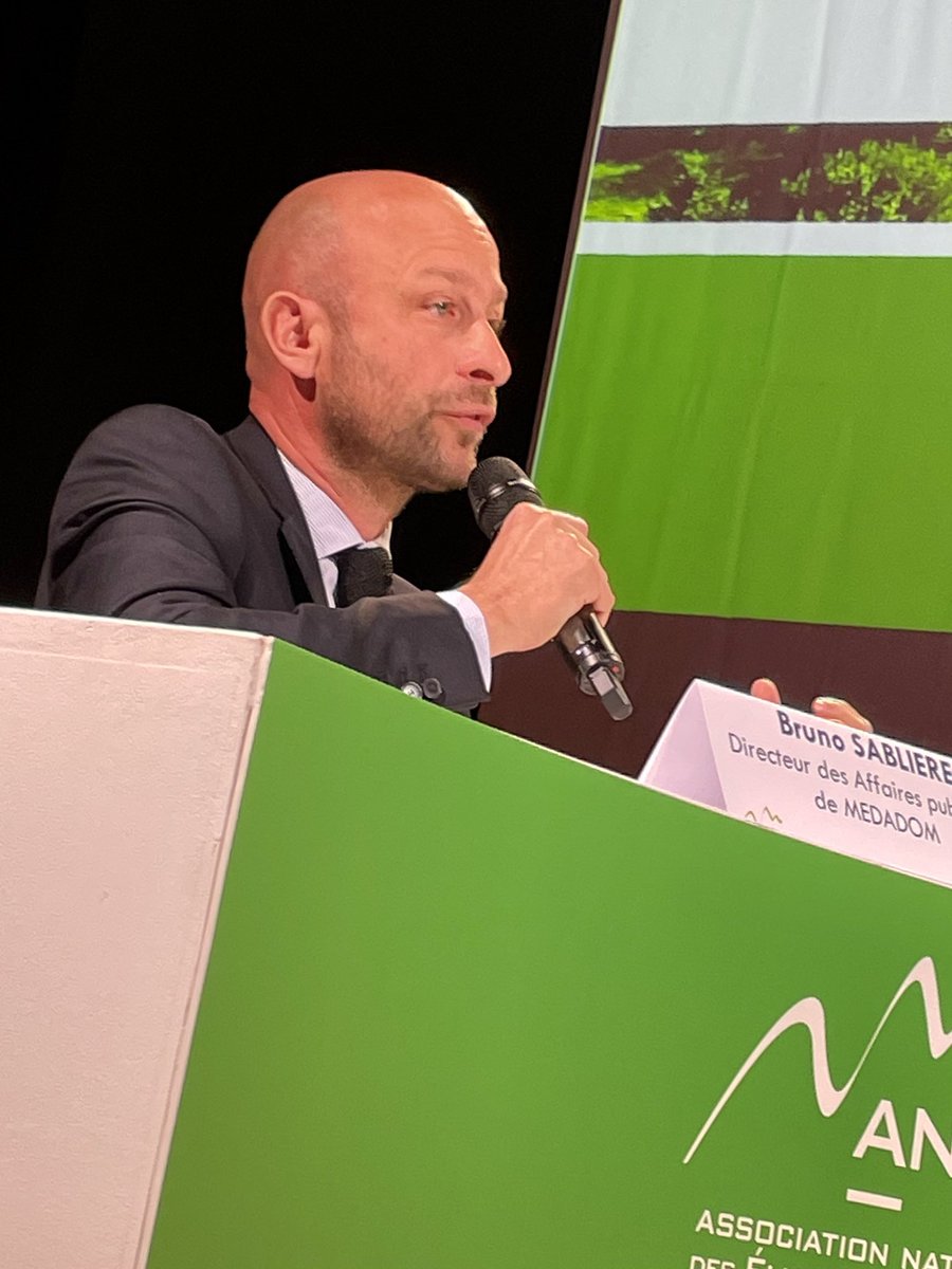 Bruno Sablière <a href="/BSabliere/">Bruno Sabliere</a> directeur des affaires publiques de MEDADOM <a href="/medadom_/">MEDADOM</a> intervient sur le recours à la téléconsultation pour améliorer l'accès aux soins de proximité sur les territoires en situation de désert médical #38econgresANEM