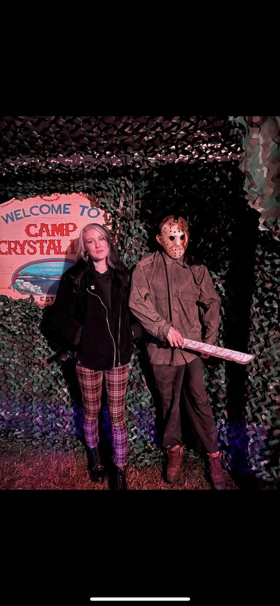 <a href="/DrFrights/">Dr. Fright</a> was awesome last night. House of wax and monsters and madmen mazes were terrifying!!