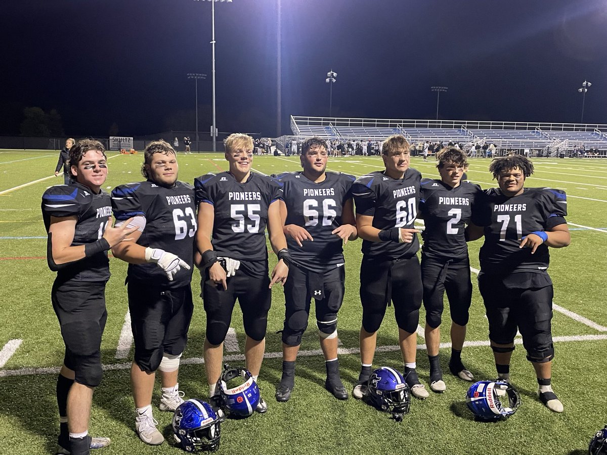 PioneerIron's tweet photo. These Guys….@luke_hiness @Harry_Jay28 @showers_tristen @SpahrTre @landon_coronado @hunterhildy @Jeremyreed_ @LSFootball1 https://t.co/zO5Gj7DkNr