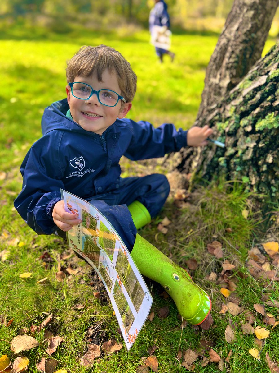 KESPreparatory's tweet photo. #StroudReception visited Emer Bog this week for their Forest School lesson. They had a wonderful time exploring nature in the Autumn sunshine. They had lots of different things to spot, they climbed trees and built dens. They finished with hot chocolate and a story. #StroudSchool https://t.co/Fc84Ocg5R6