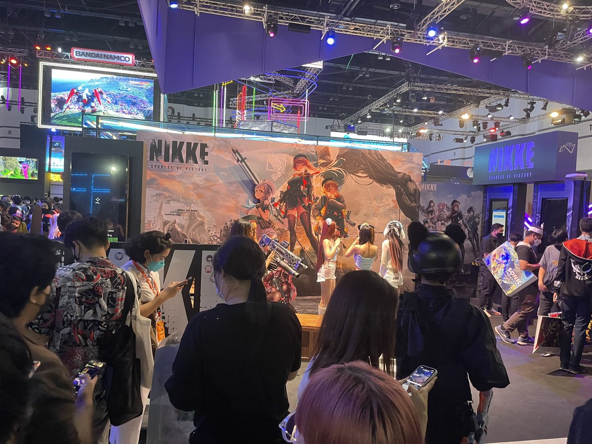 RushingOn's tweet photo. Everybody so hyped #LITFS2022 #nikke #tgs2022 https://t.co/zMTyfSKs6C