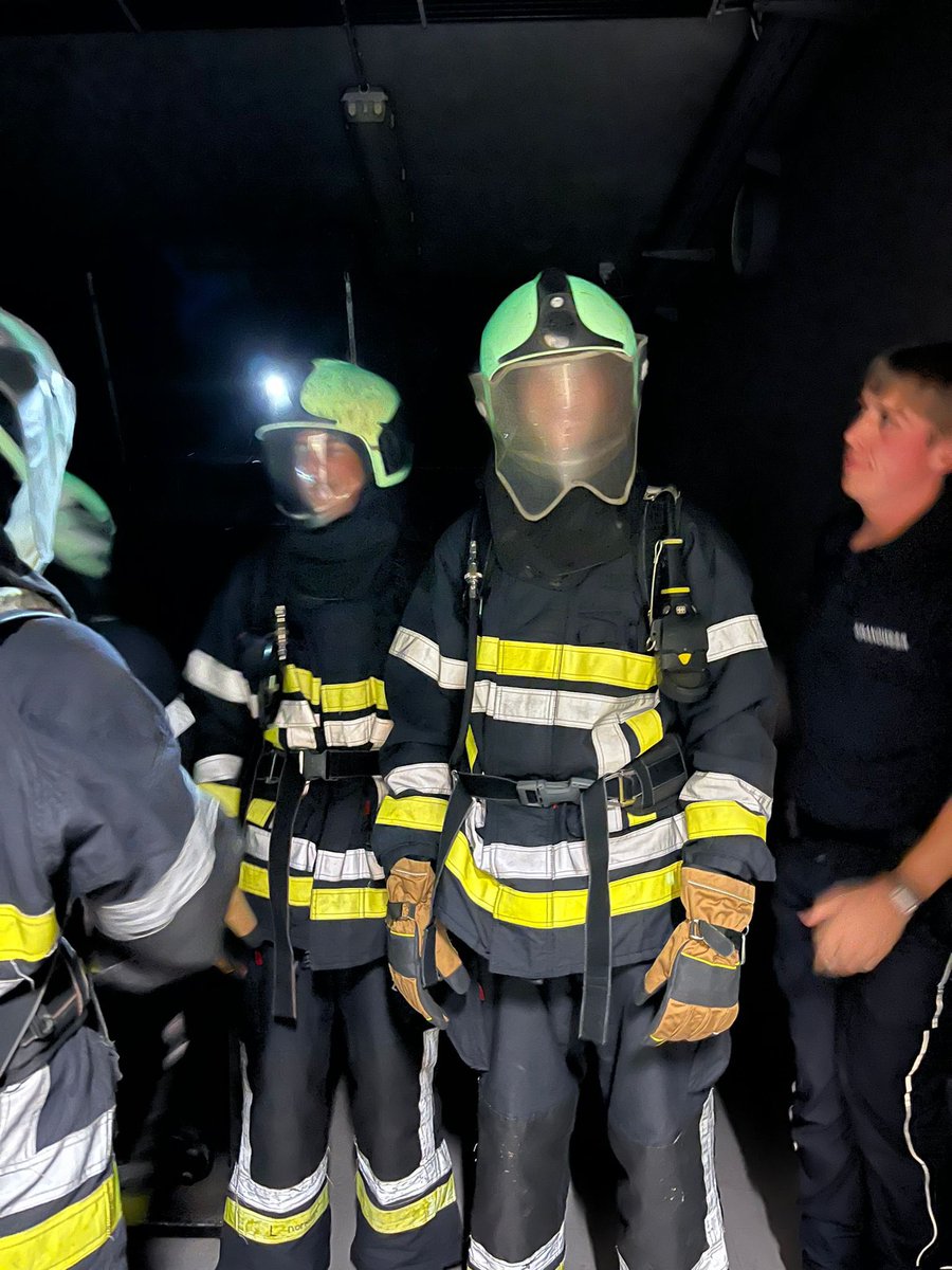 netw_BW's tweet photo. Ook bij onze hulpverleningszones staken jongeren de handen uit de mouwen in het kader van #youca22. 

Fijn initiatief en ongetwijfeld een leuke kennismaking met wat de brandweer te bieden heeft! #youthforchangeandaction #youca https://t.co/DfX5OsIoRt