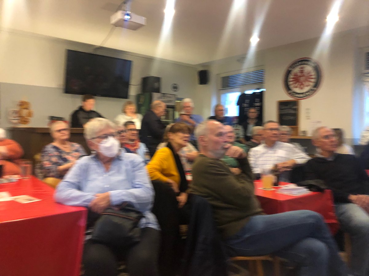 ae_engelhardt's tweet photo. Toller Abend. Dank an das Kulturreferat der Stadt #Riedstadt, den #EFC #GollerAdler und die zahlreichen BesucherInnen. Schön, interessant und aufwühlend. https://t.co/1Ueu8BND0m