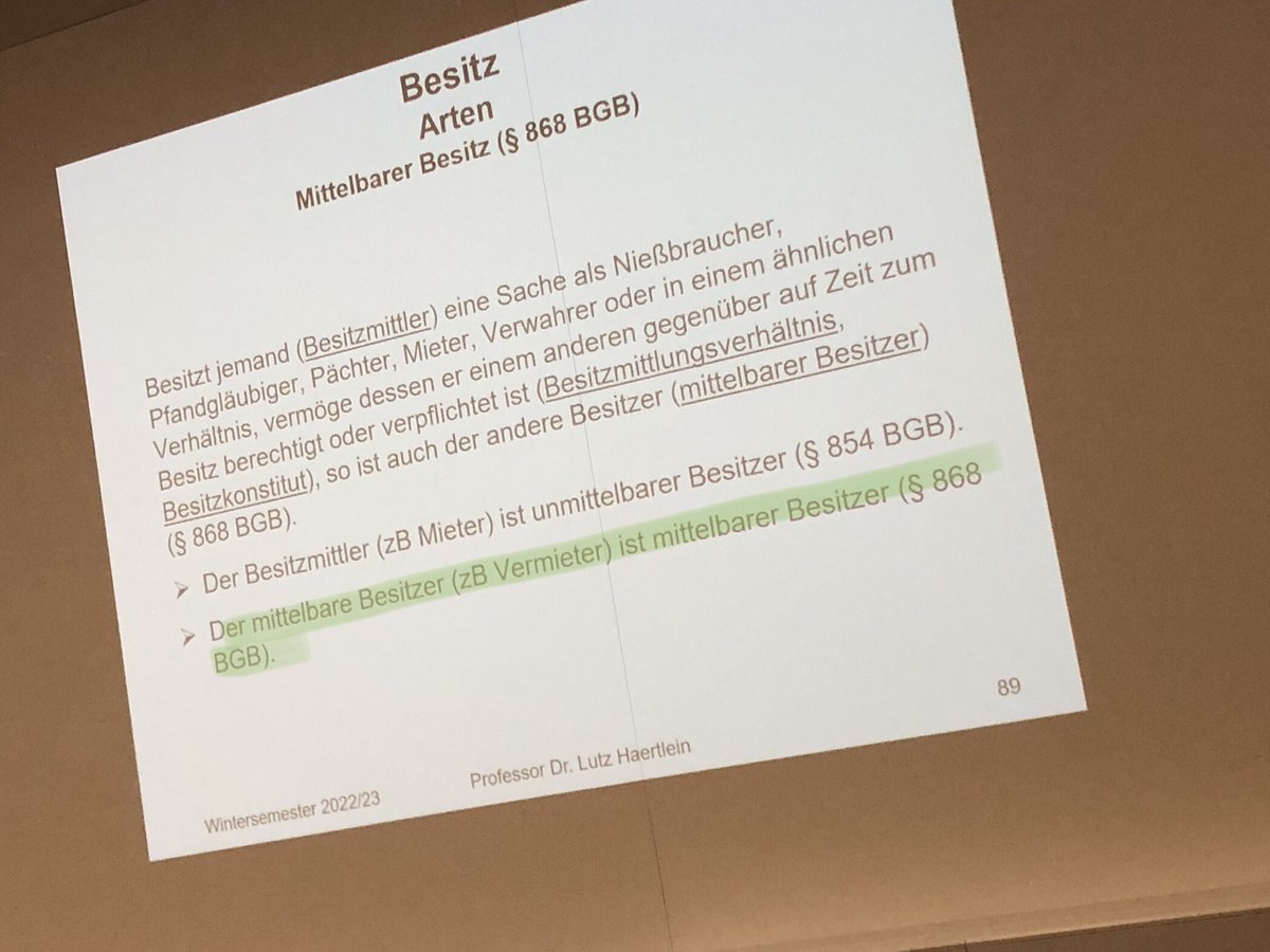 derScheissner's tweet photo. Hier wird auch die geistige Elite ausgebildet https://t.co/Lc8n4ld3Zy