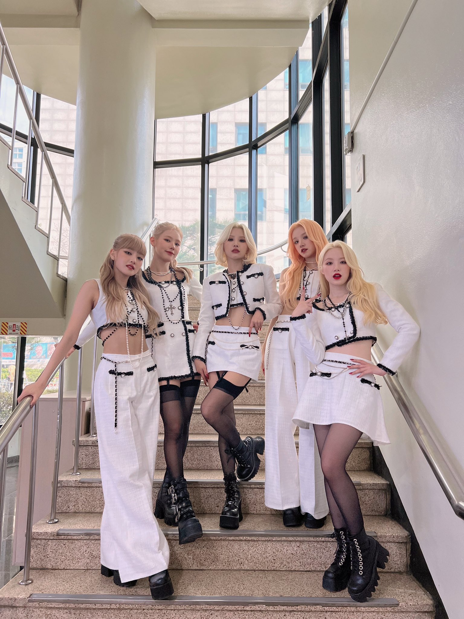 айдл нюд. чон соён g i-dle. айдл нюд. Gidle miyeon. айдл нюд.