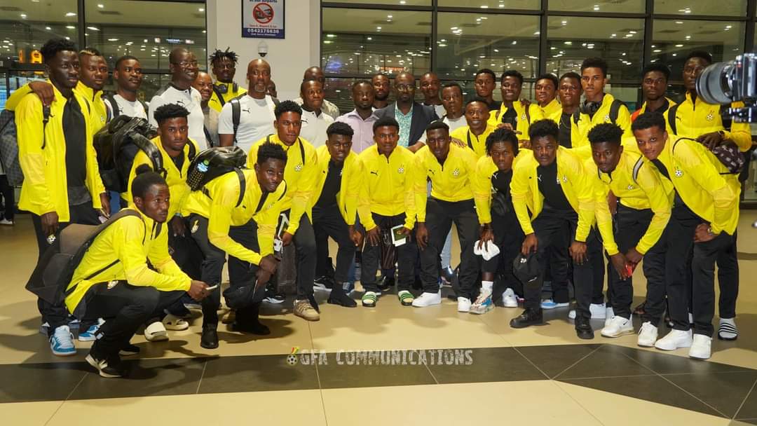 HeartsofOak_fr's tweet photo. 🔴🟡🔵 || 🇬🇭

Nous souhaitons bonne chance à nos Phobiens de l'équipe Black Meteors alors qu'ils partent d'Accra pour Maputo avant le 2e tour de qualification aller de la Coupe d'Afrique des Nations U-23 2023 contre le Mozambique.

📸 @ghanafaofficial https://t.co/rg5PA2pQJA