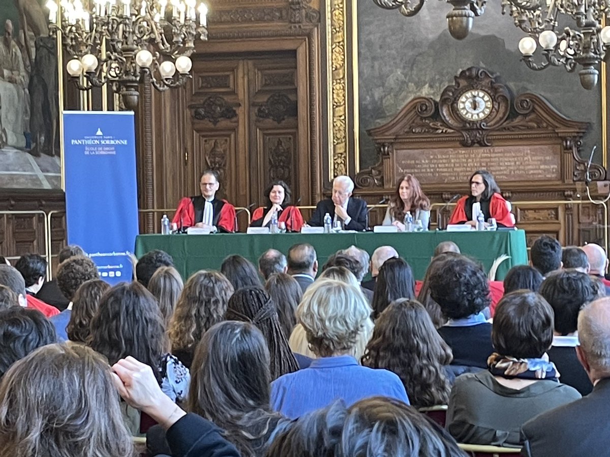 faleper's tweet photo. Très belle cérémonie de Rentrée de l’EDS Paris 1 Panthéon Sorbonne !!! https://t.co/qYcmh6fPZK