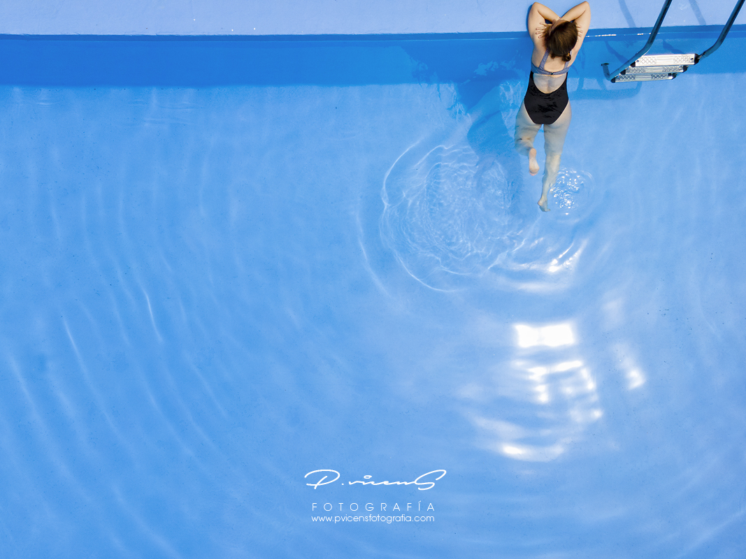 pablovicensh's tweet photo. El baño II
#fotografía #photography #piscina #swimingpool #azul #blue #abstract #abstractreality #AbstractaRealidad #drone #drones #djimavicair2 #Dron https://t.co/FJeLAzip5S