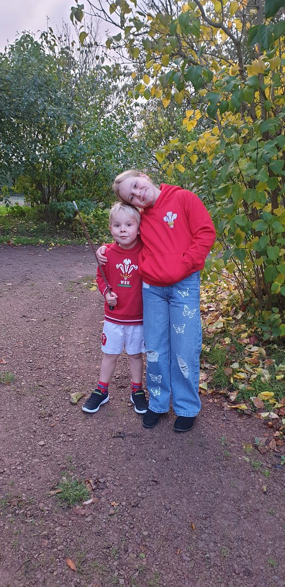 Emily_M_Hayes's tweet photo. Show Racism the Red Card!! #wearredday2022 #WRD22 https://t.co/47nevxoDsp