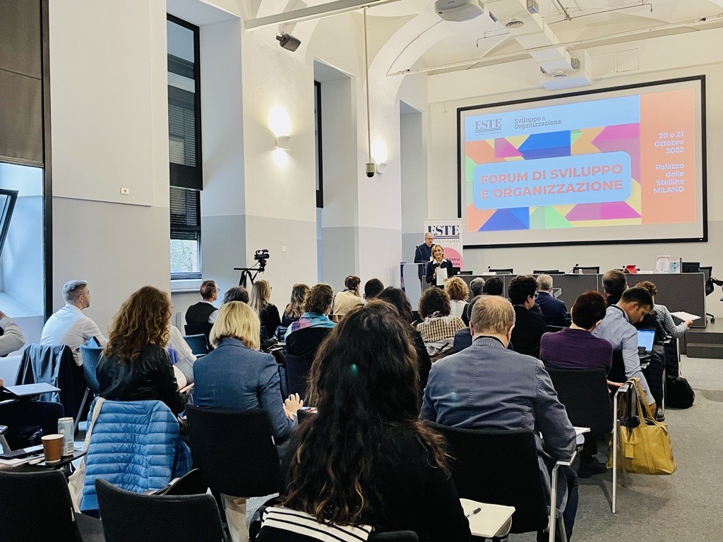 TalentiaSwIt's tweet photo. 🟢 [LIVE] @TalentiaSwIt è sponsor al Forum di Sviluppo e Organizzazione di @EdizioniEste.
🟢 Al centro, come ogni anno, i temi che riguardano il mondo delle aziende. Tra i relatori anche Marco Bossi, Group HCM Business Unit Leader di Talentia.  
Ecco alcune immagini dell'evento. https://t.co/KaRiirEU8O