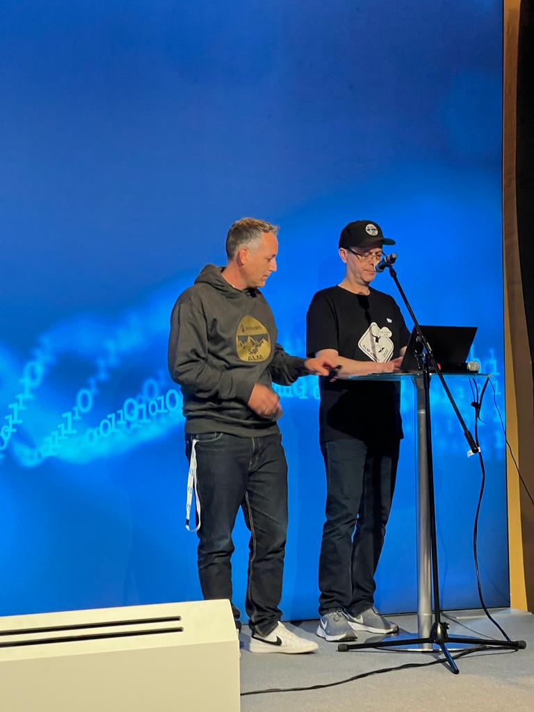 RichardBuffing's tweet photo. What an absolute honour and pleasure to to speak at the #SAP #ALMSummit and present our solution for Dual Maintenance and Cross Landscape Distribution.
#ALMathon #SAPCloudALM @TheALMatronics https://t.co/k5PMIz9qPE