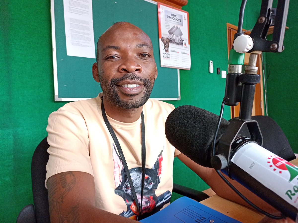 #Akagwe eshaaha egi
Yegaite ahari <a href="/maskaback/">kabagambe patrick</a> | <a href="/OmugaigaIvan/">Omugaiga Ivan</a> 

#GambaMpurire