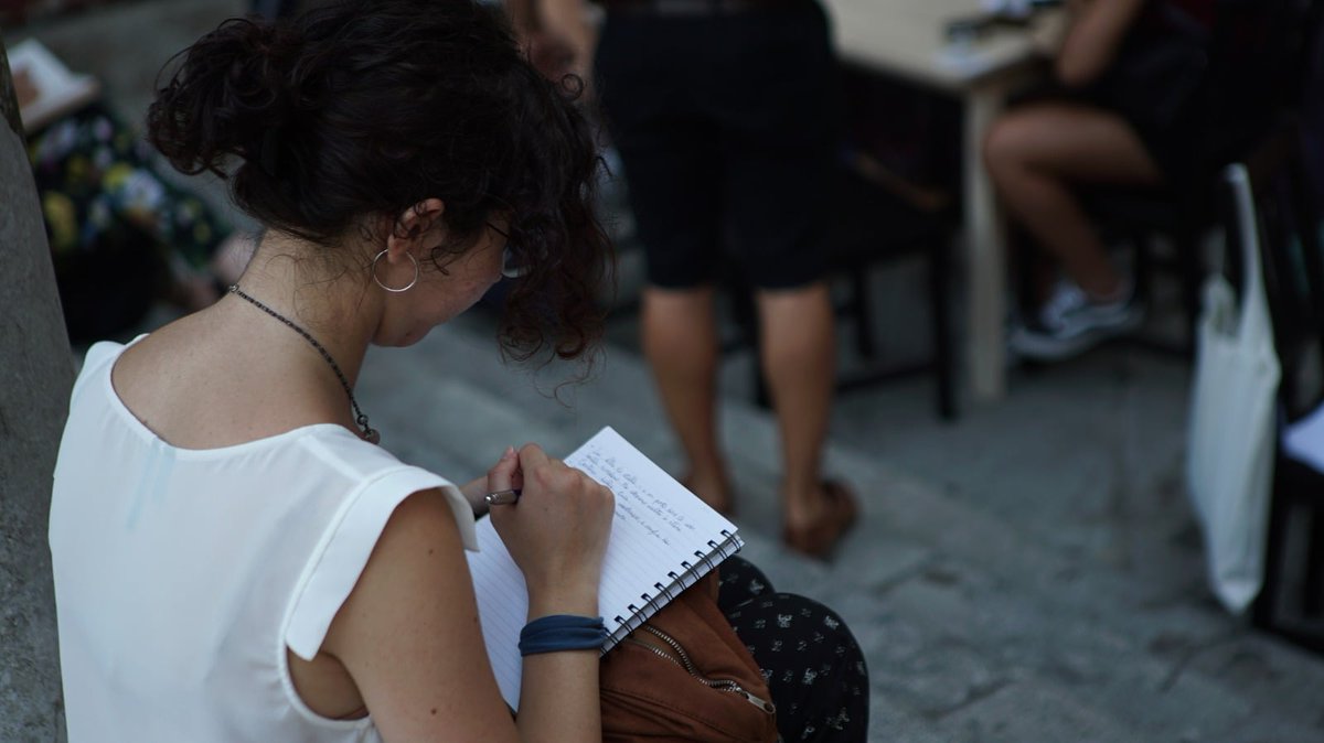 Mediterraneo_24's tweet photo. Quando la scrittura diventa comunitaria: ecco il progetto di Newbookclub
Leggi l'articolo: https://t.co/YHIYxsxwB4 https://t.co/Xm8An0USAo